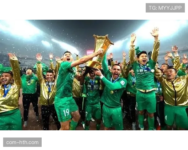 东欧名帅现身北京，国安俱乐部积极推动外教引入计划